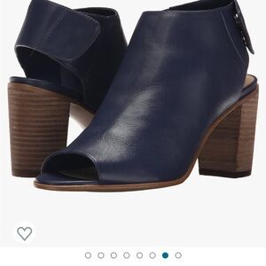 Steve Madden Women's NONSTP, Blue Leather, 9.5 M US